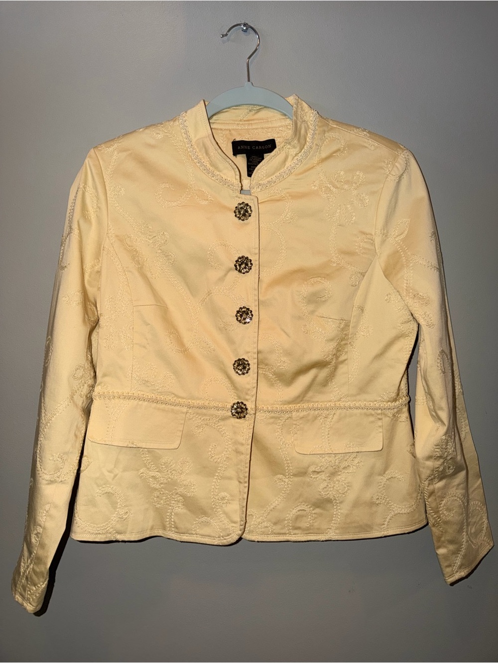 Vintage Anne Carson Embroidered Mandarin Collar Jacket – Pale Yellow, Size Med
